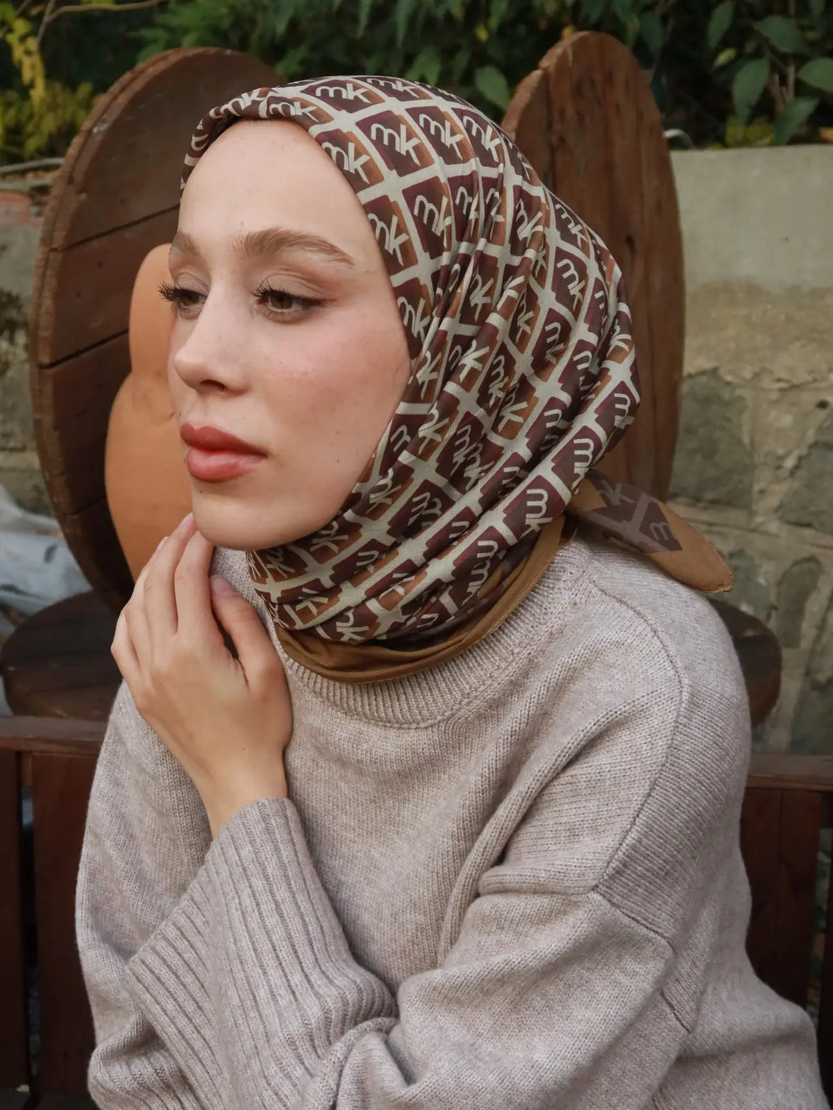 Monark Mk Desen Lina Eşarp Karamel