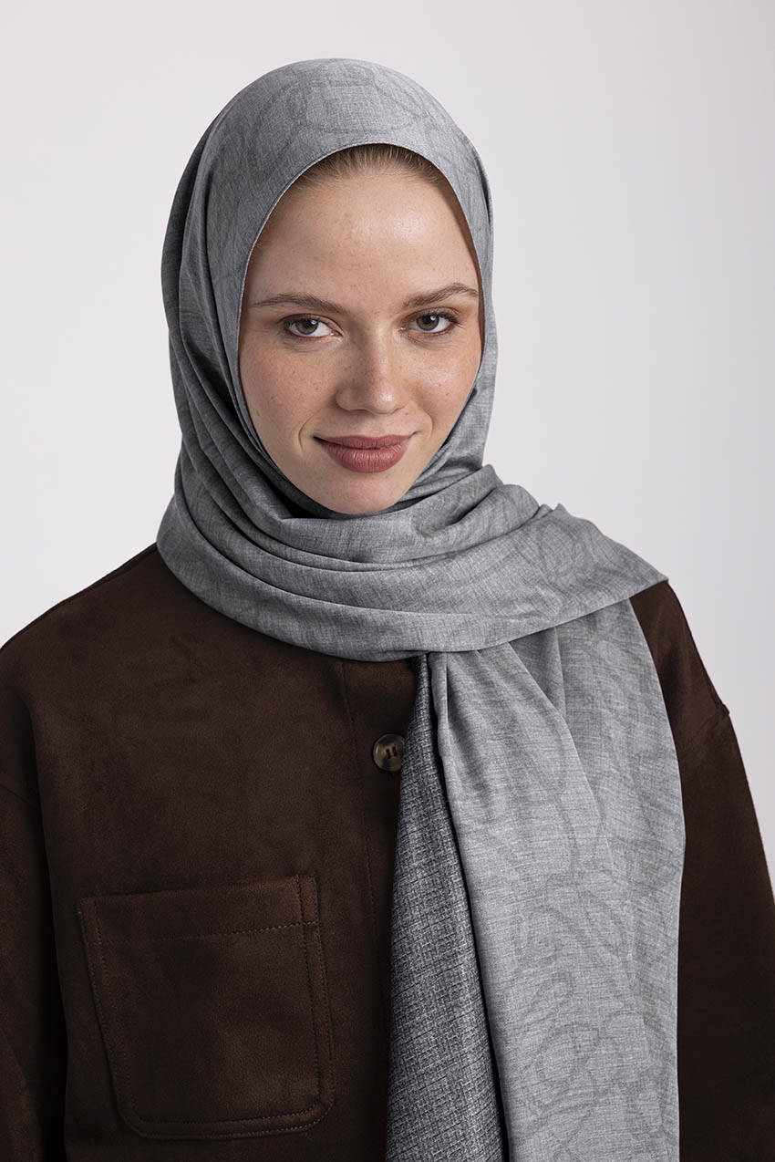 Şebnem Hattı Monogram Çift Taraflı Şal Gri