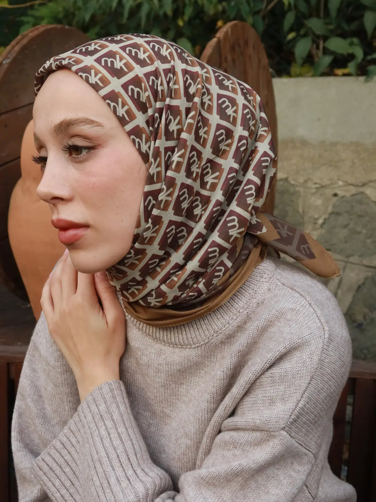 Monark Mk Desen Lina Eşarp Karamel