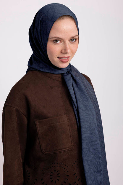 Şebnem Hattı Monogram Çift Taraflı Şal Lacivert